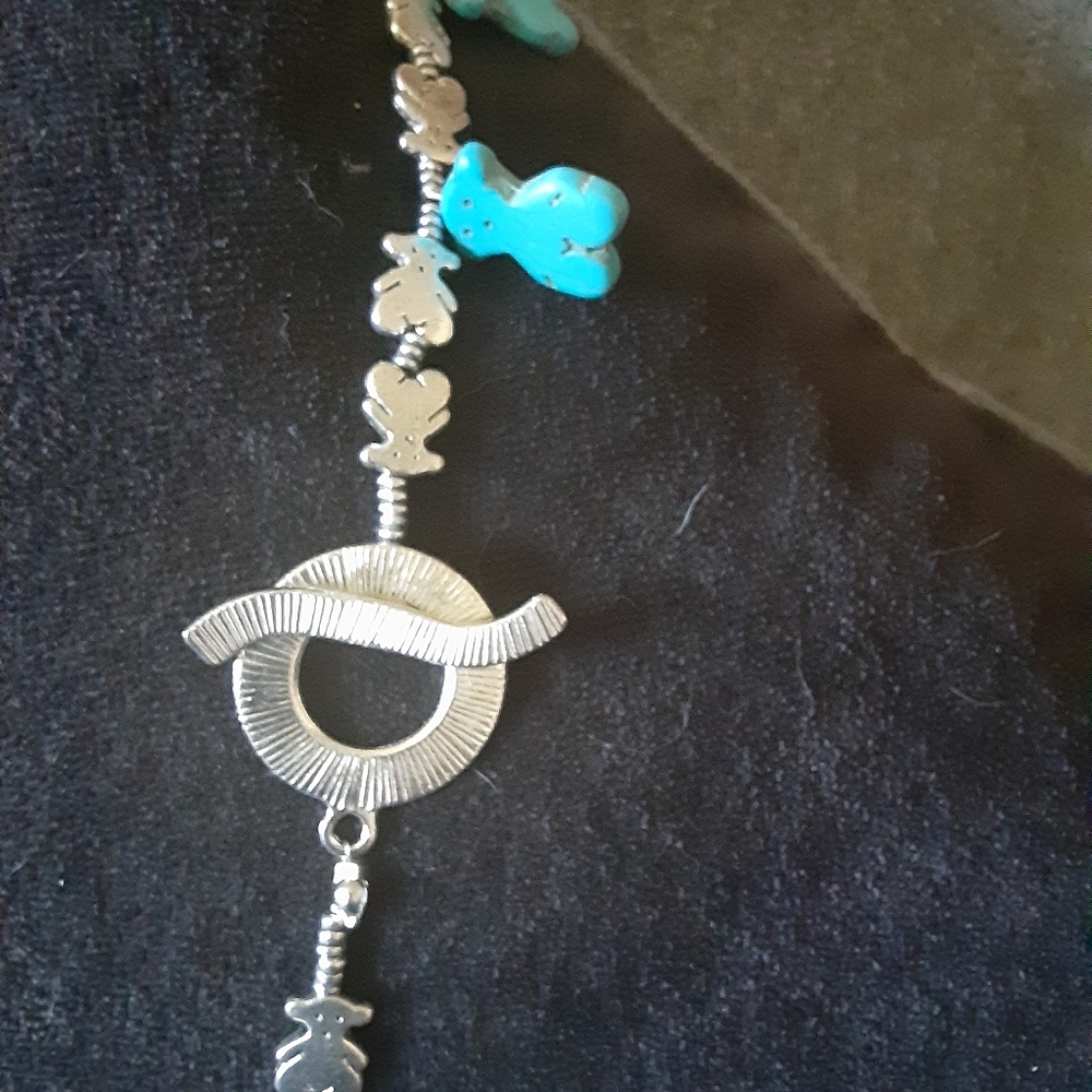 Turquoise - Picture 3 of 3